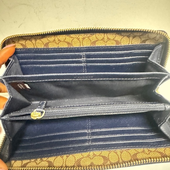 Coach Navy Leather Wallet with Gold Accents - Picture 4 of 9